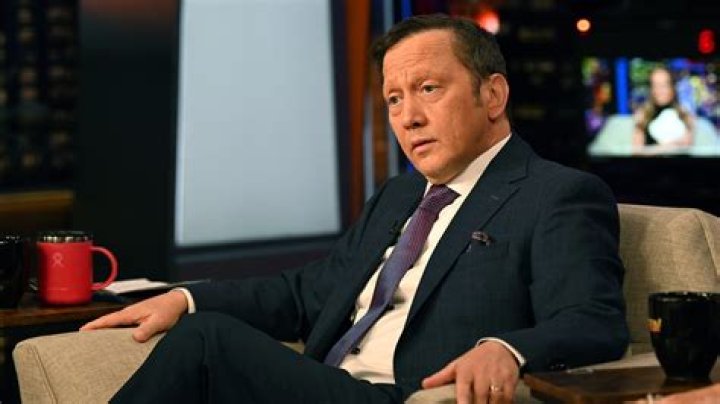 Unveiling The Wealth Of Rob Schneider: A Look At His Net Worth